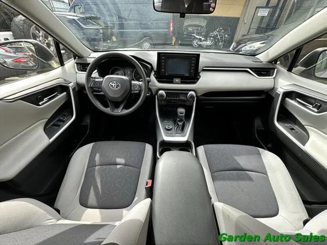 2020 Toyota RAV4 Hybrid XLE