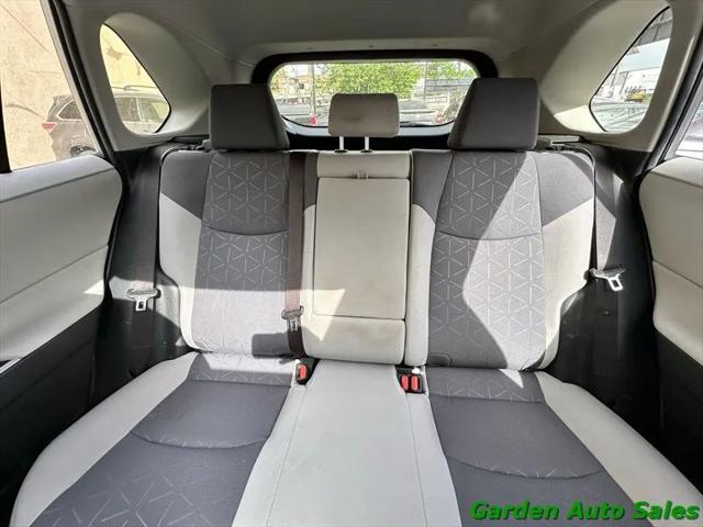 2020 Toyota RAV4 Hybrid XLE