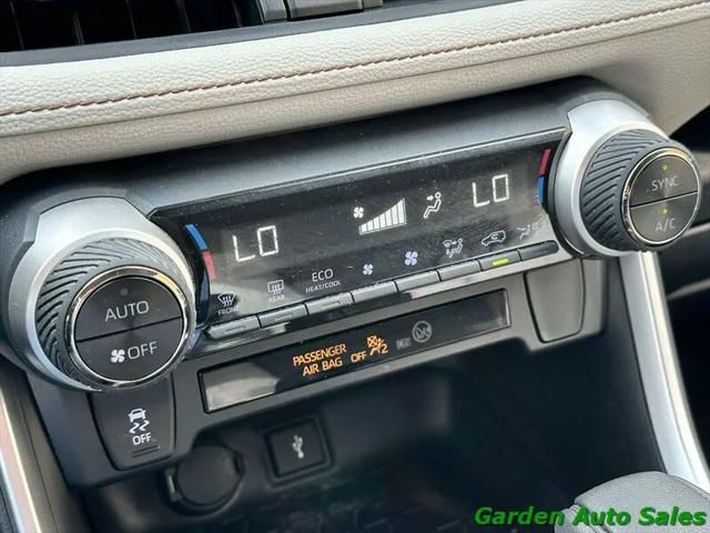 2020 Toyota RAV4 Hybrid XLE