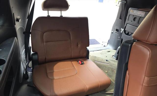 2016 Toyota Land Cruiser V8