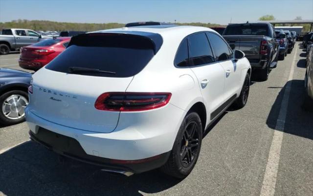 2017 Porsche Macan Base
