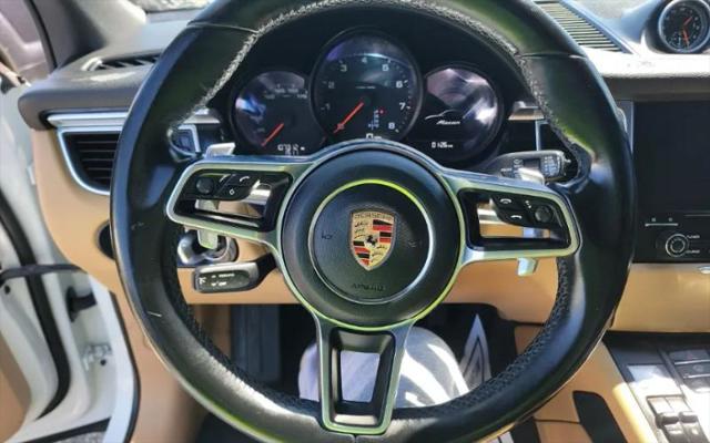 2017 Porsche Macan Base