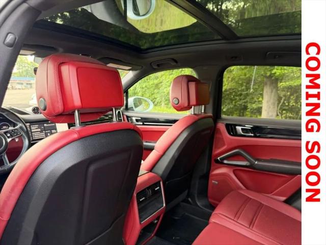 2019 Porsche Cayenne Base