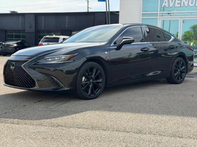 2024 Lexus ES 300h F SPORT Handling