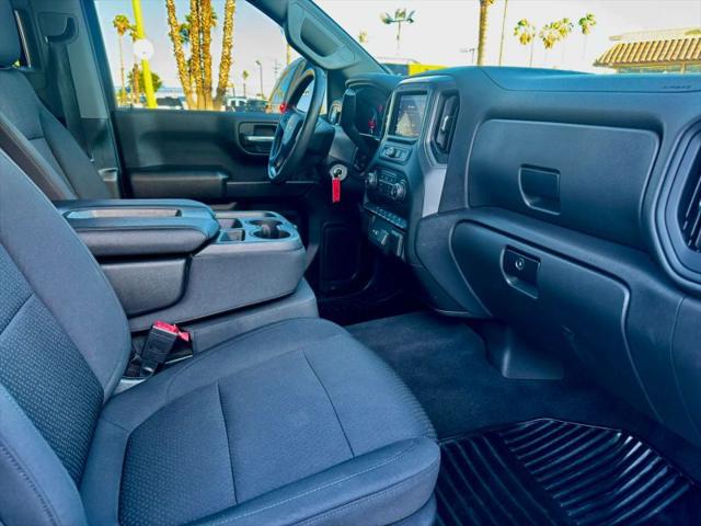 2021 Chevrolet Silverado 1500 2WD Crew Cab Short Bed Custom