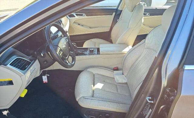 2016 Hyundai Genesis 3.8
