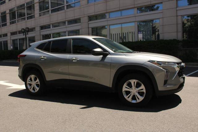 2024 Chevrolet Trax FWD SP