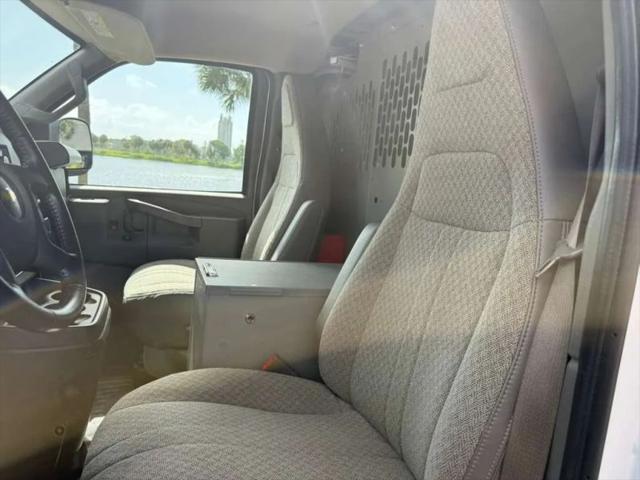 2022 Chevrolet Express Cargo Van RWD 2500 Regular Wheelbase WT