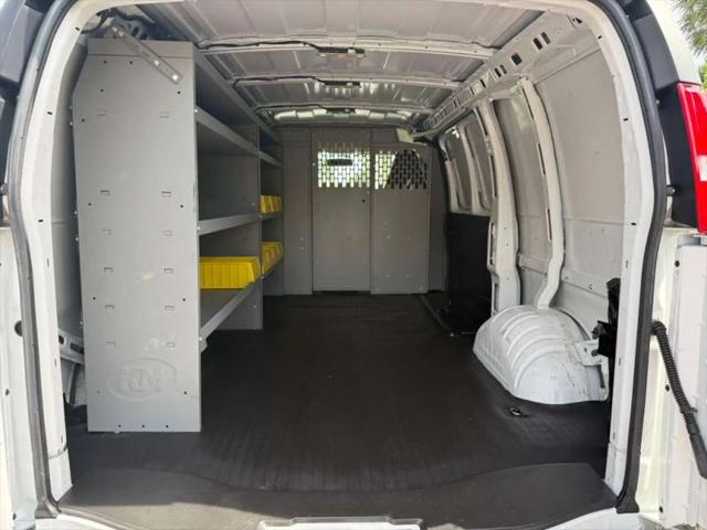 2022 Chevrolet Express Cargo Van RWD 2500 Regular Wheelbase WT