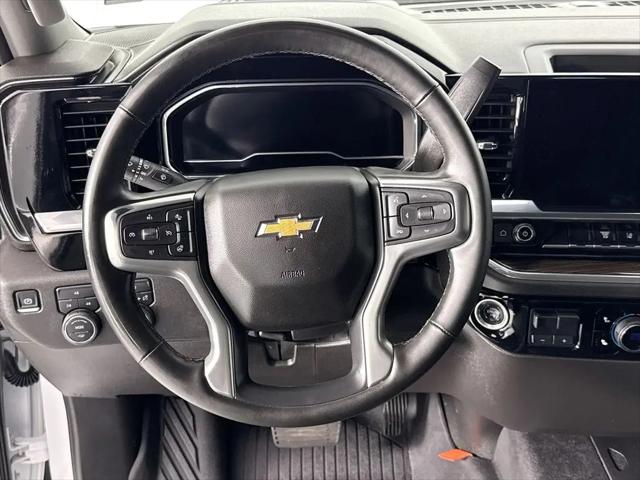 2025 Chevrolet Silverado 2500HD 4WD Crew Cab Standard Bed LT