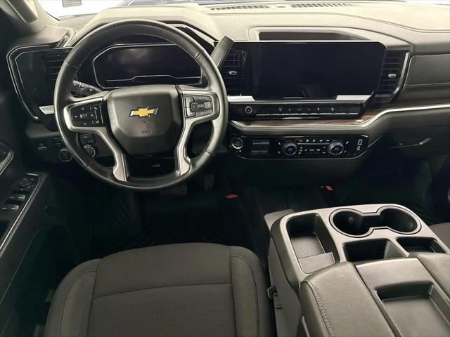 2025 Chevrolet Silverado 2500HD 4WD Crew Cab Standard Bed LT