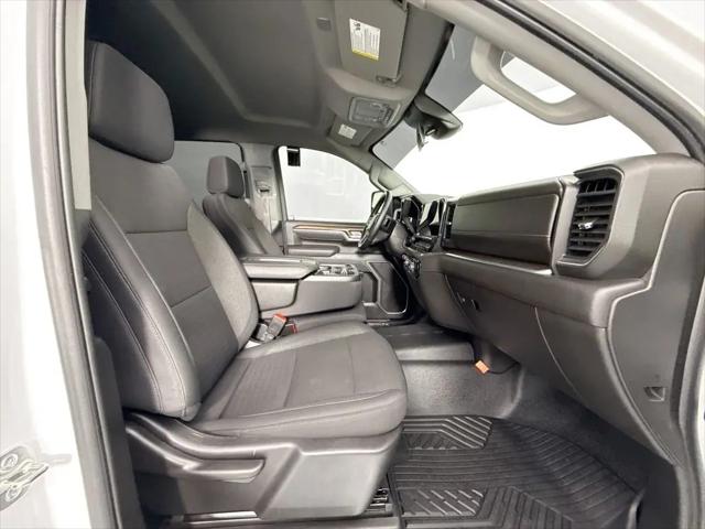 2025 Chevrolet Silverado 2500HD 4WD Crew Cab Standard Bed LT
