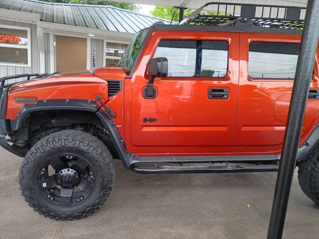 2003 HUMMER H2 Base