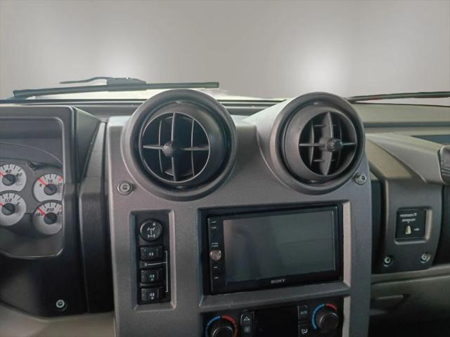 2003 HUMMER H2 Base