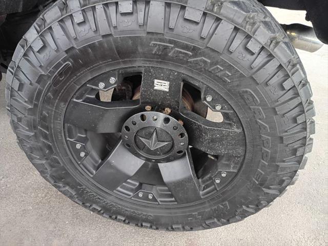 2003 HUMMER H2 Base