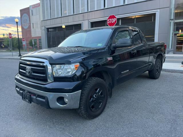 2013 Toyota Tundra Grade 5.7L V8