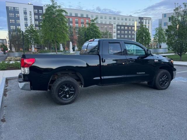 2013 Toyota Tundra Grade 5.7L V8