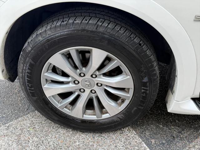 2016 INFINITI QX80 Base