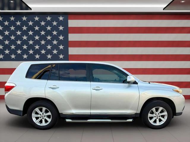 2011 Toyota Highlander Base