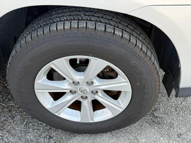 2011 Toyota Highlander Base