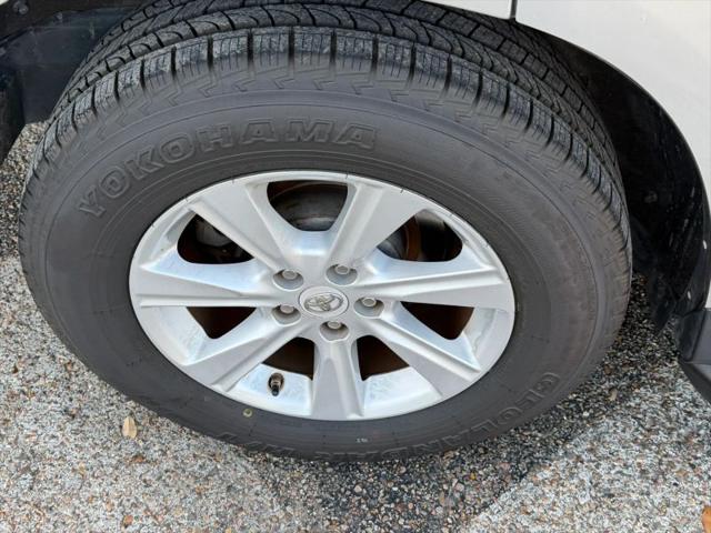 2011 Toyota Highlander Base