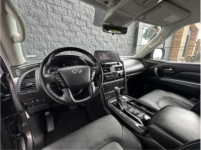 2024 INFINITI QX80 LUXE AWD