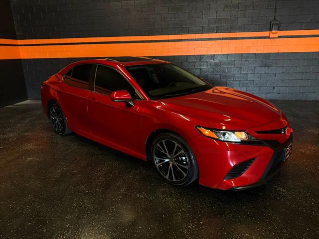 2020 Toyota Camry SE