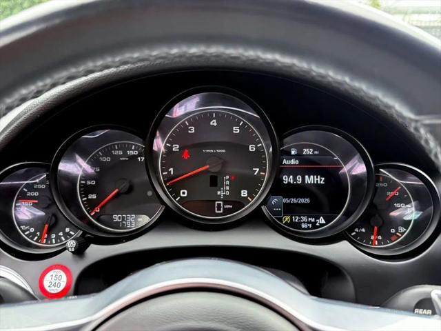 2016 Porsche Cayenne Base