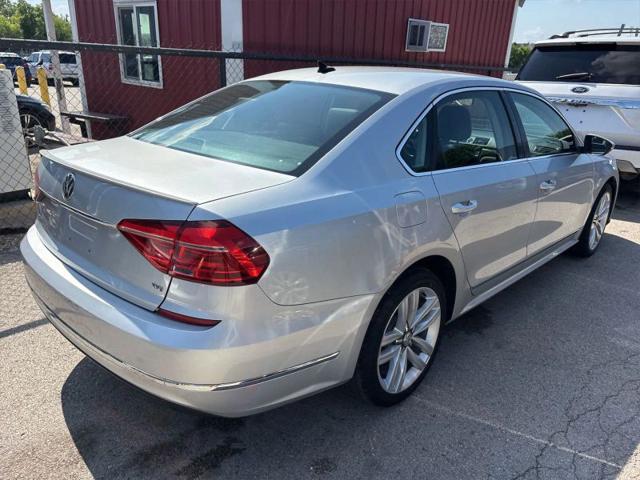 2016 Volkswagen Passat 1.8T SEL