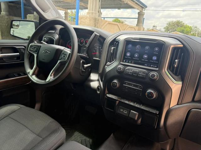 2020 Chevrolet Silverado 1500 4WD Crew Cab Short Bed RST