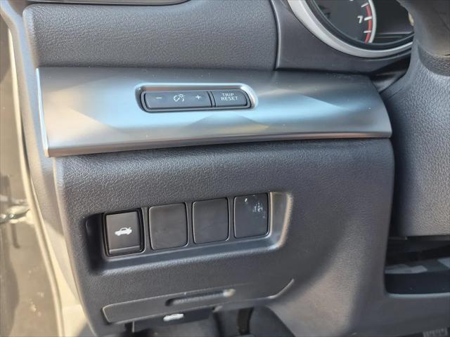 2022 Nissan Maxima SV Xtronic CVT
