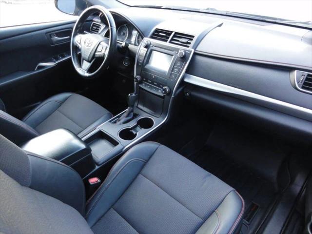 2016 Toyota Camry SE