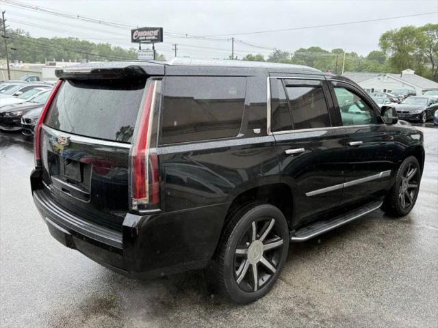 2019 Cadillac Escalade Luxury