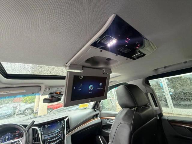 2019 Cadillac Escalade Luxury