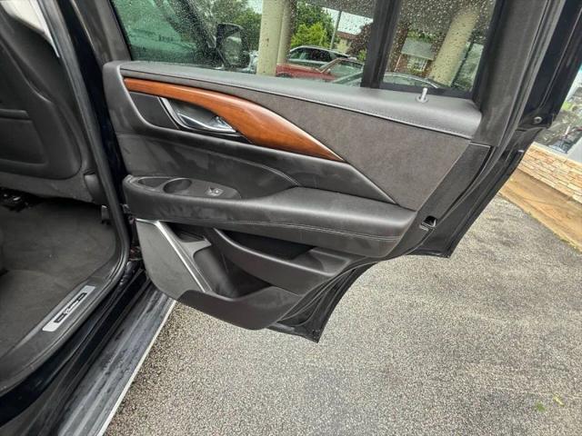 2019 Cadillac Escalade Luxury