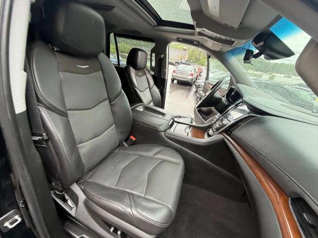 2019 Cadillac Escalade Luxury