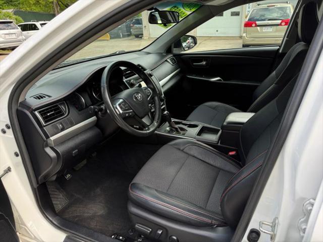 2017 Toyota Camry SE