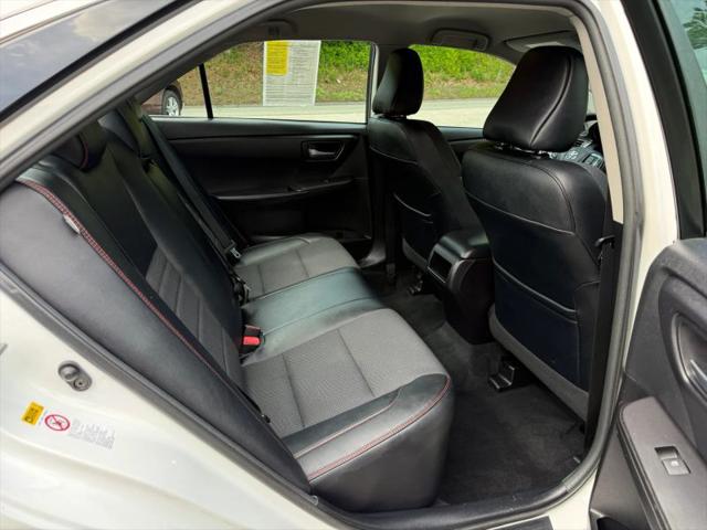 2017 Toyota Camry SE