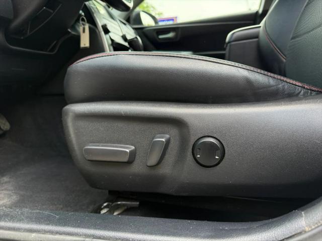 2017 Toyota Camry SE