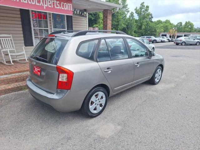 2009 Kia Rondo LX