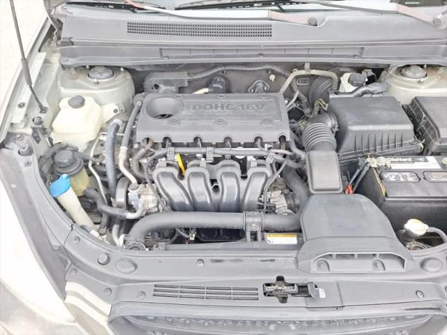 2009 Kia Rondo LX