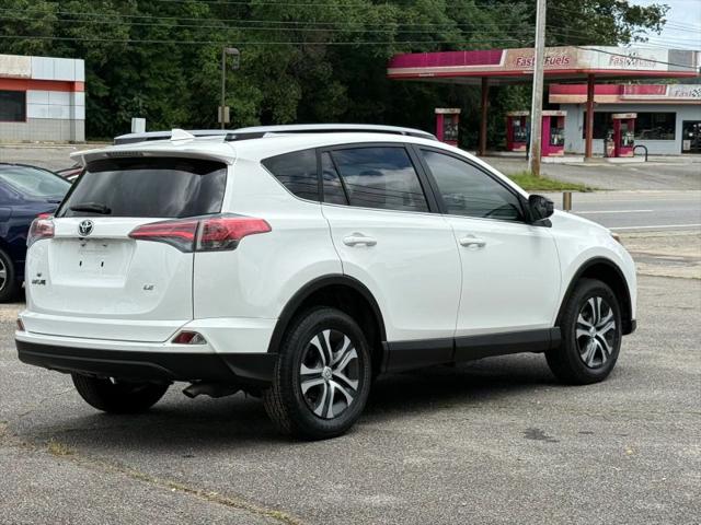 2017 Toyota RAV4 LE