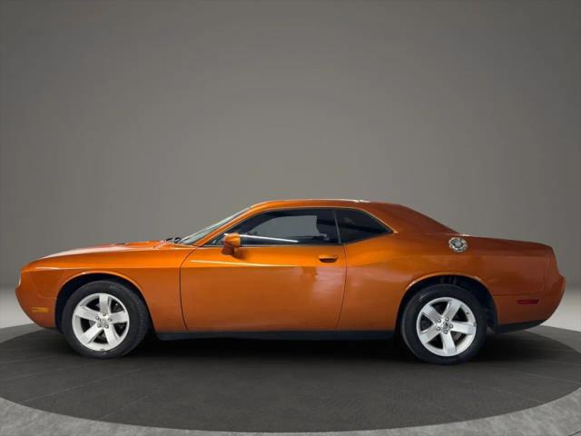 2011 Dodge Challenger Base
