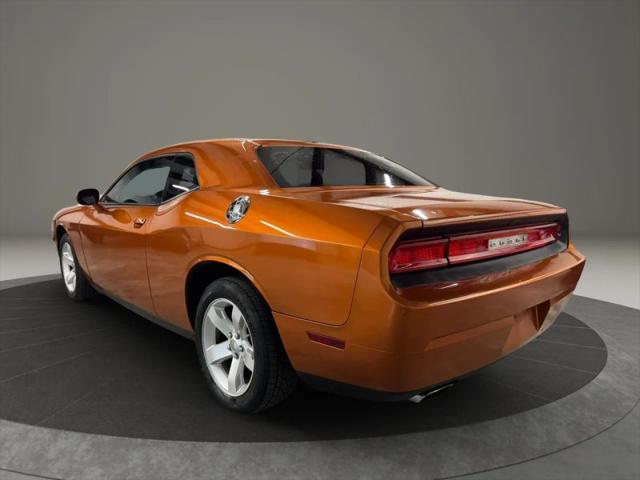 2011 Dodge Challenger Base