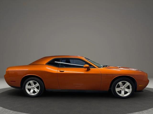 2011 Dodge Challenger Base
