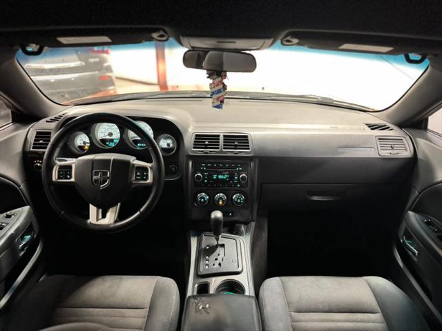 2011 Dodge Challenger Base