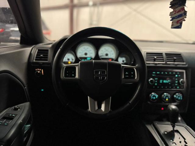 2011 Dodge Challenger Base