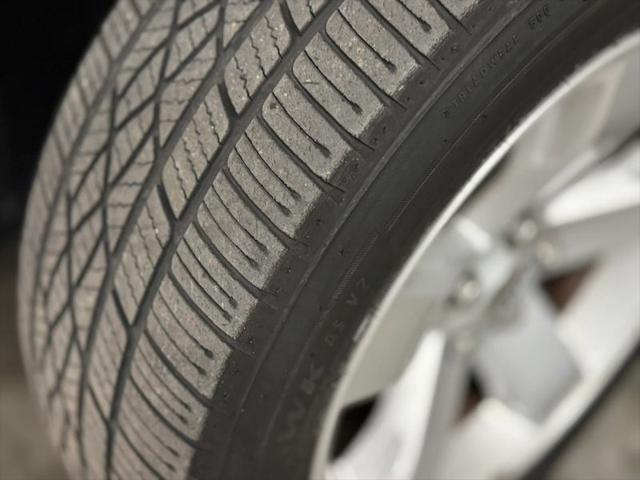 2011 Dodge Challenger Base
