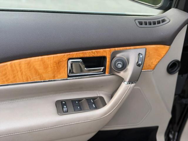2013 Lincoln MKX Base
