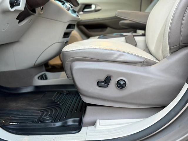 2017 Chrysler Pacifica Touring-L Plus